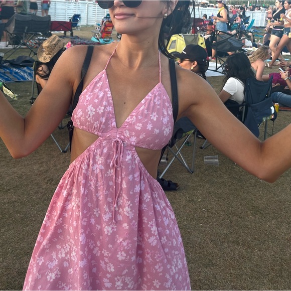 Pink Halter Dress - Picture 2 of 5